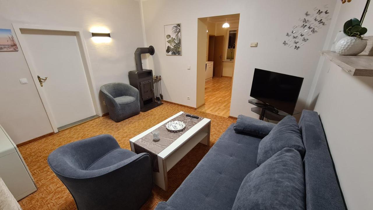 Ferienwohnung Bonese Ngoại thất bức ảnh